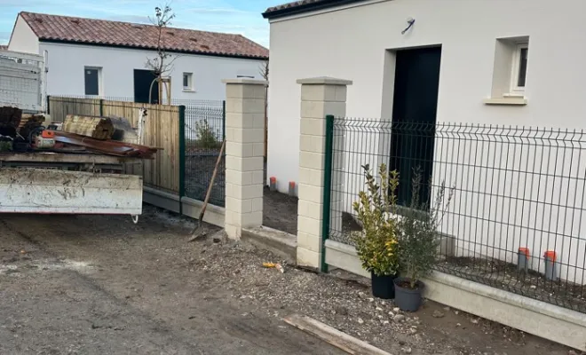 Création d'entrées de portails à Boutenac-Touvent, Royan, Julian Rénovation